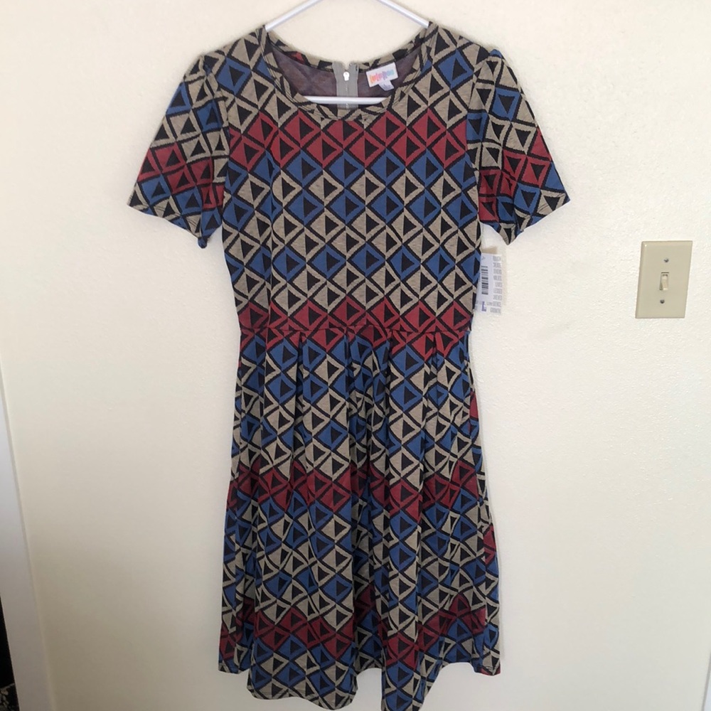 LuLaRoe Amelia